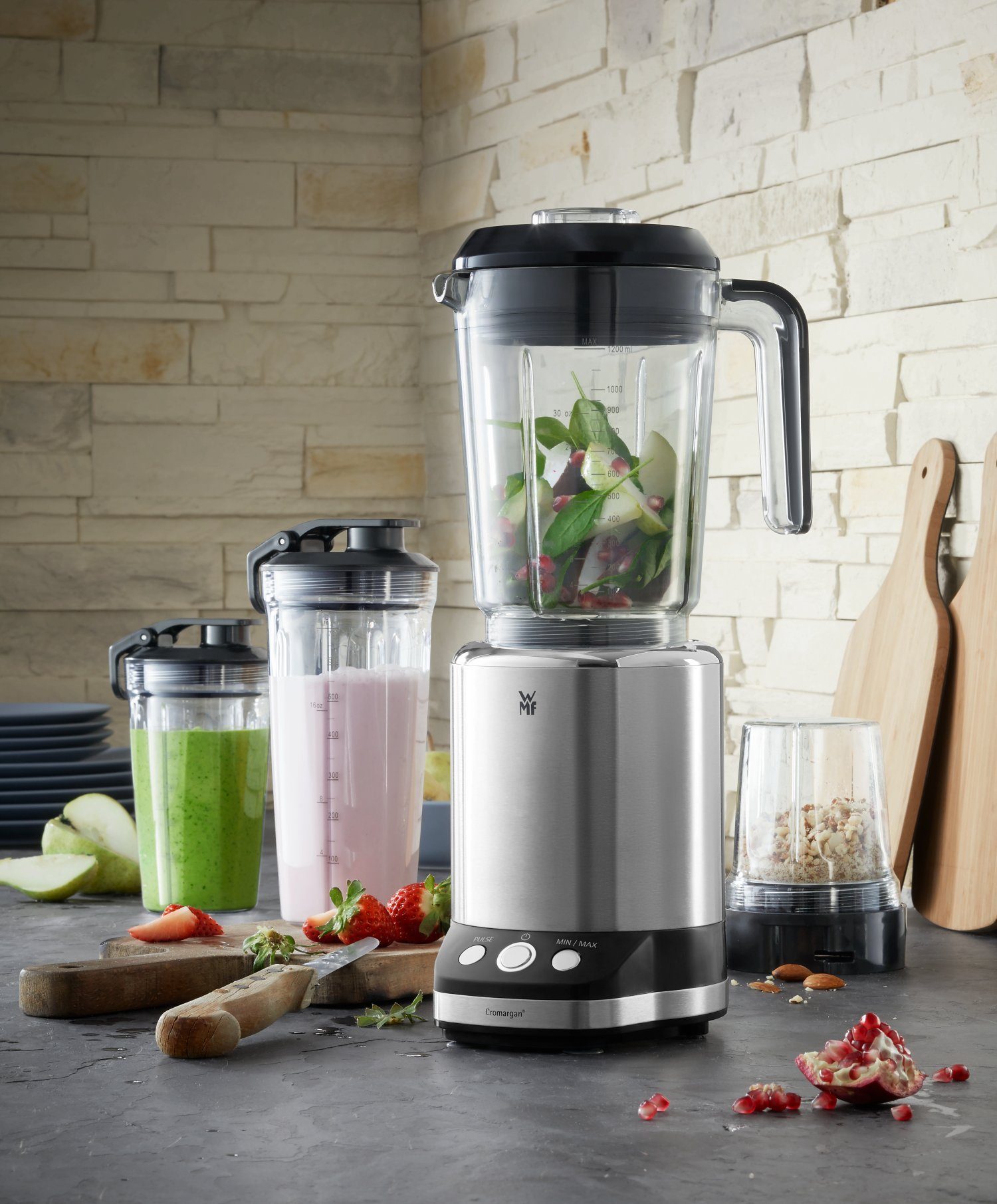 WMF Standmixer KULT X, 900 W, 1 x Mixkrug (1,2 l) mit Deckel und Dosierbecher, To-go-Mixflasche