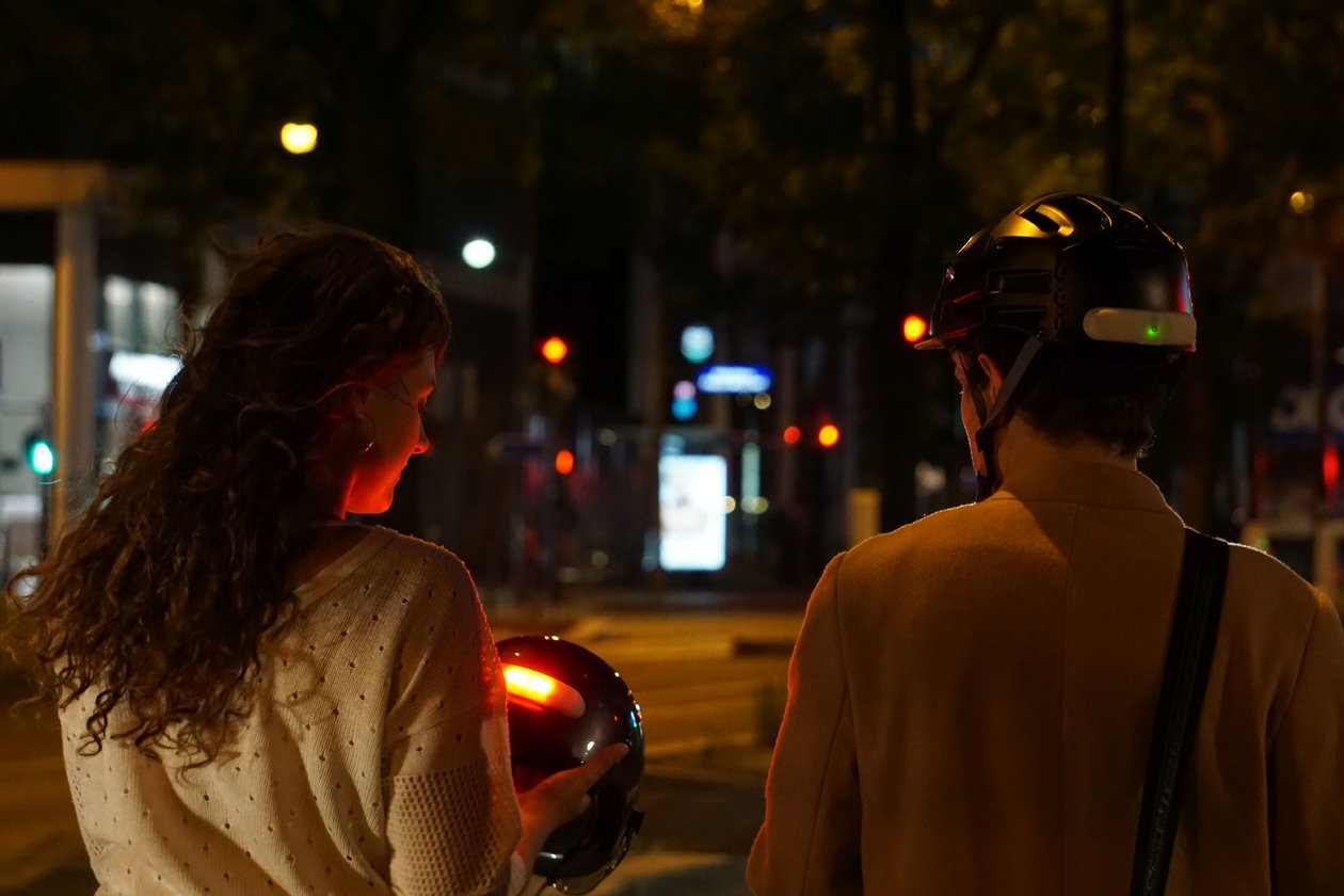 OVERADE Blinxi Light Helmlicht mit Blinkfunktion