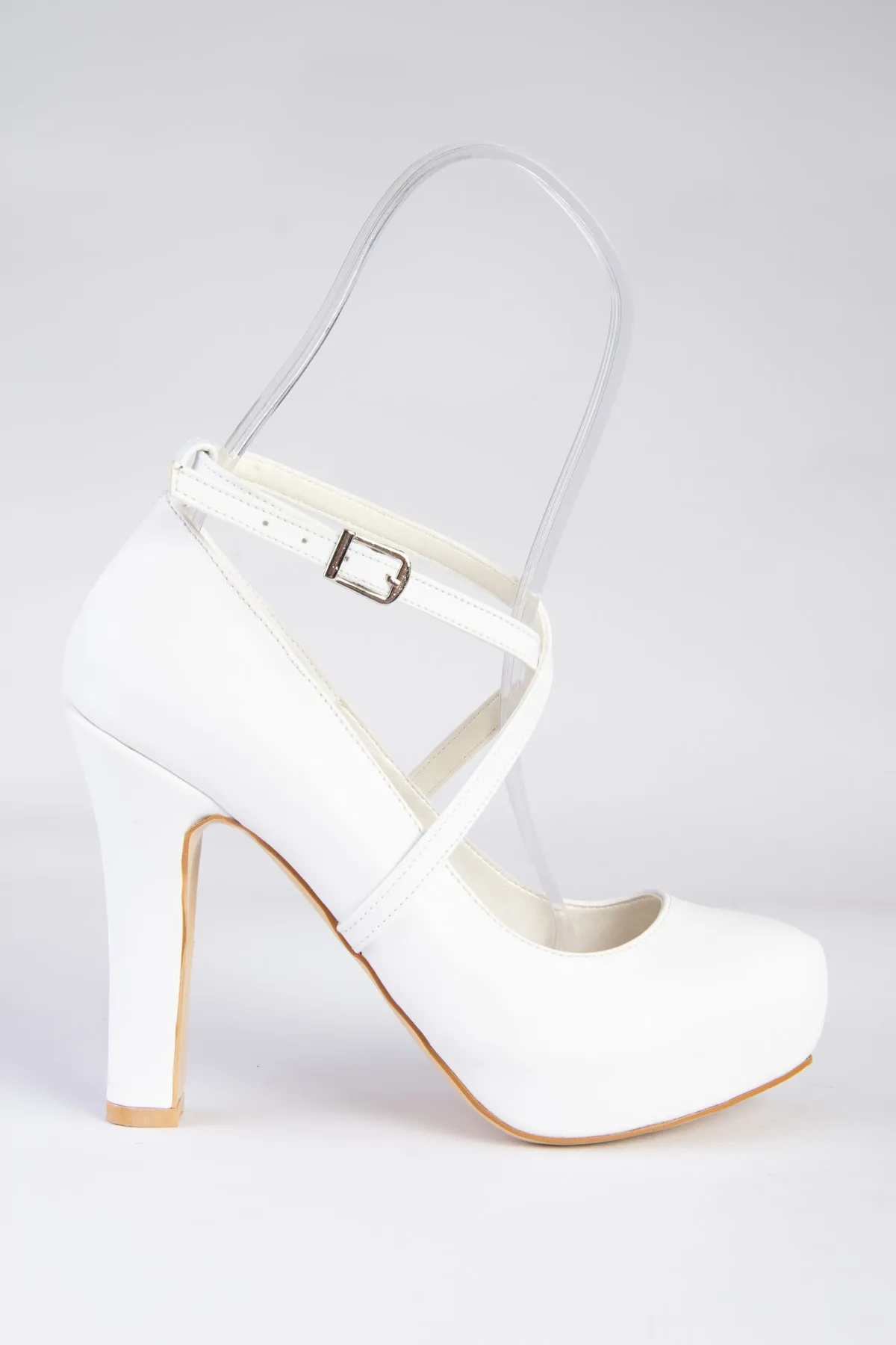 Fox Shoes  Weiße Damen-Abendschuhe mit Plateauabsatz M348007609