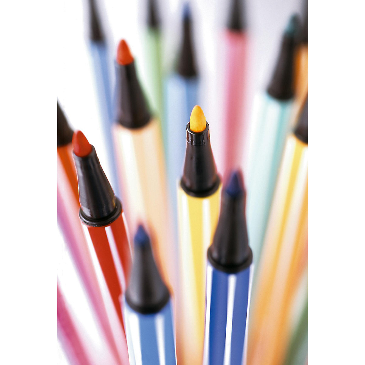 Pen 68 Premium-Filzmaler neonpink, Strichstärke: 1 mm
