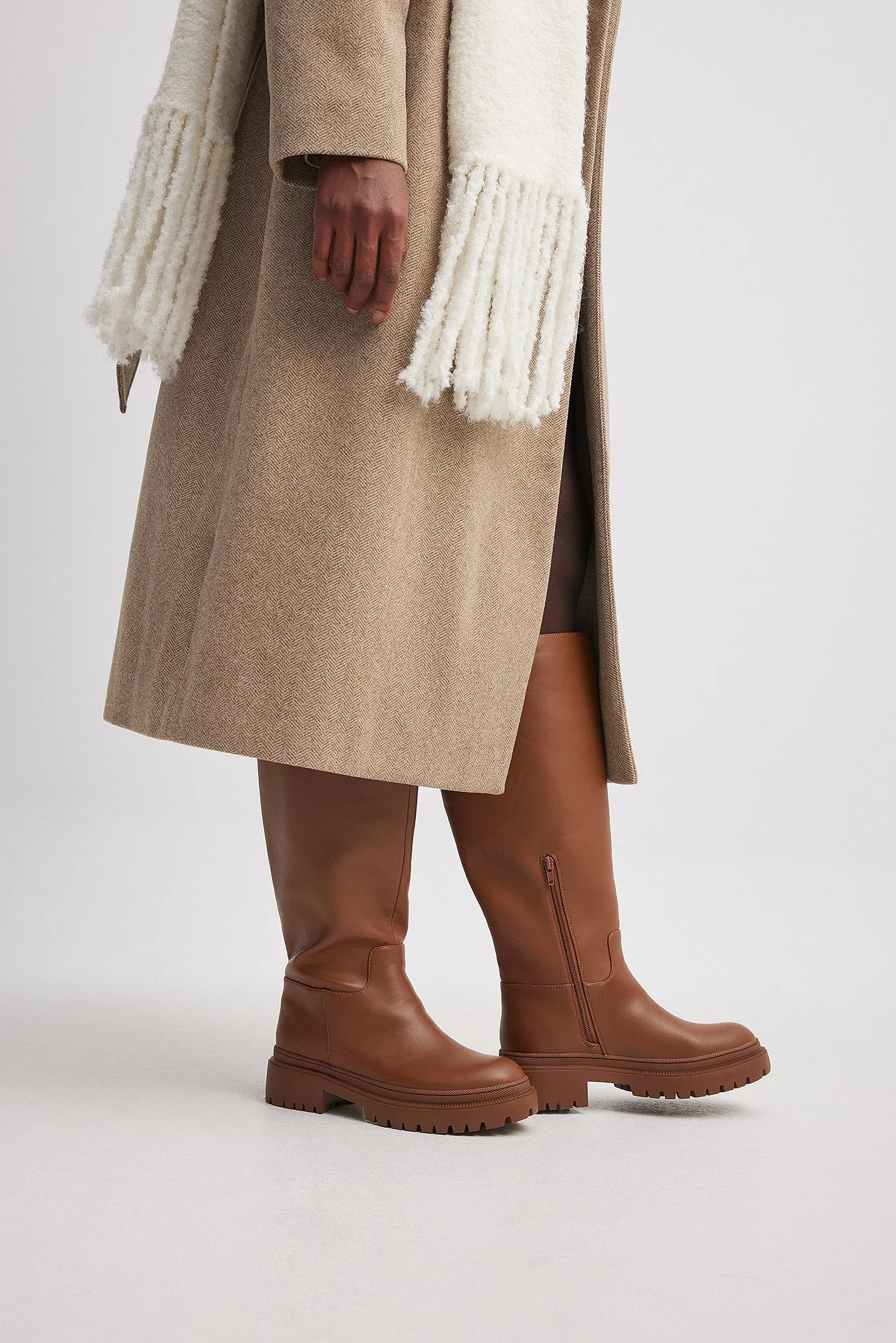 Schaft-Stiefel mit Profil-Sohle