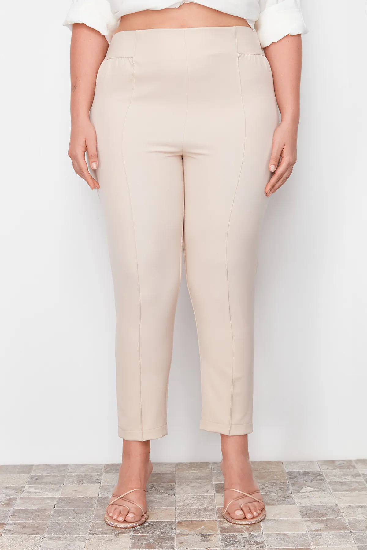Trendyol Curve  Große Größen in Hose - Grau - Bootcut