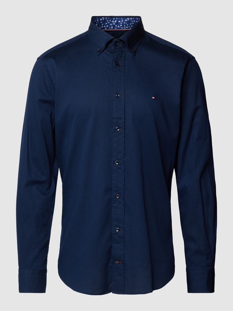 Business-Hemd mit Kentkragen in marineblau