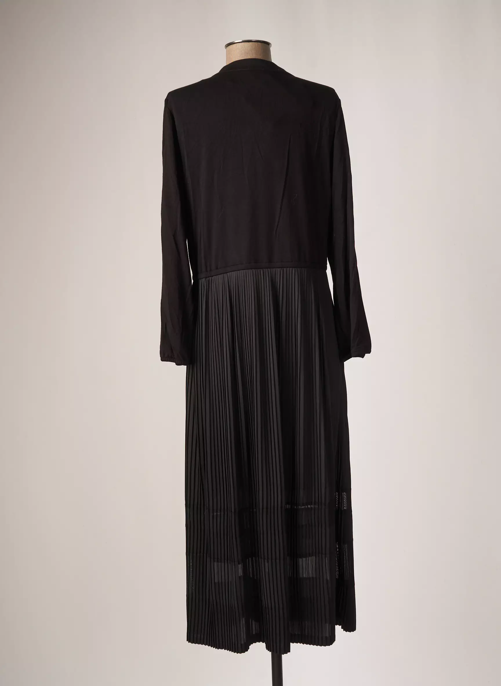 K Design Robes Longues Femme couleur noir