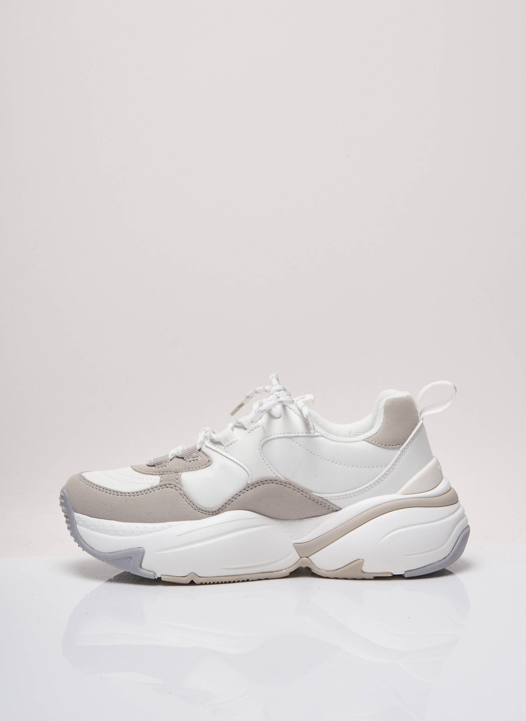 Victoria Baskets Femme couleur blanc