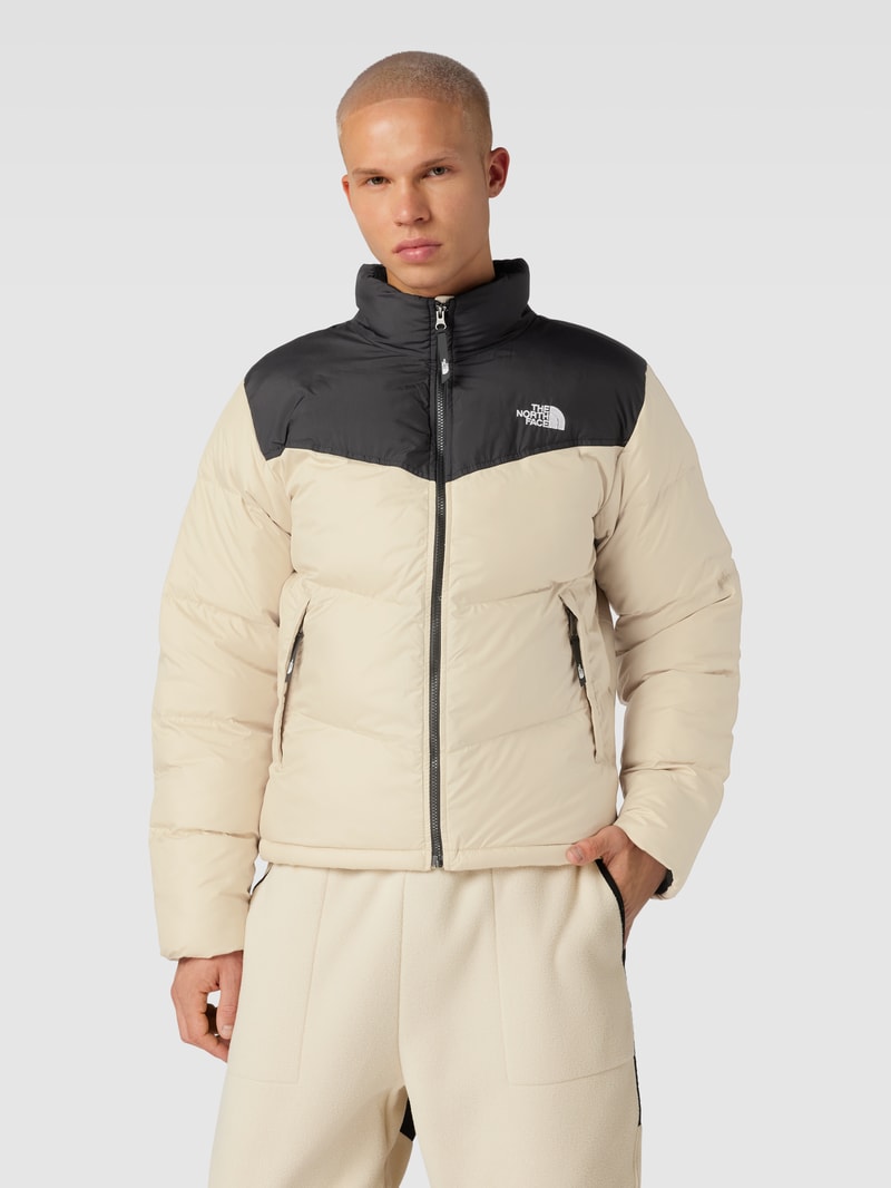 Steppjacke mit Stehkragen Modell 'SAIKURU' in offwhite