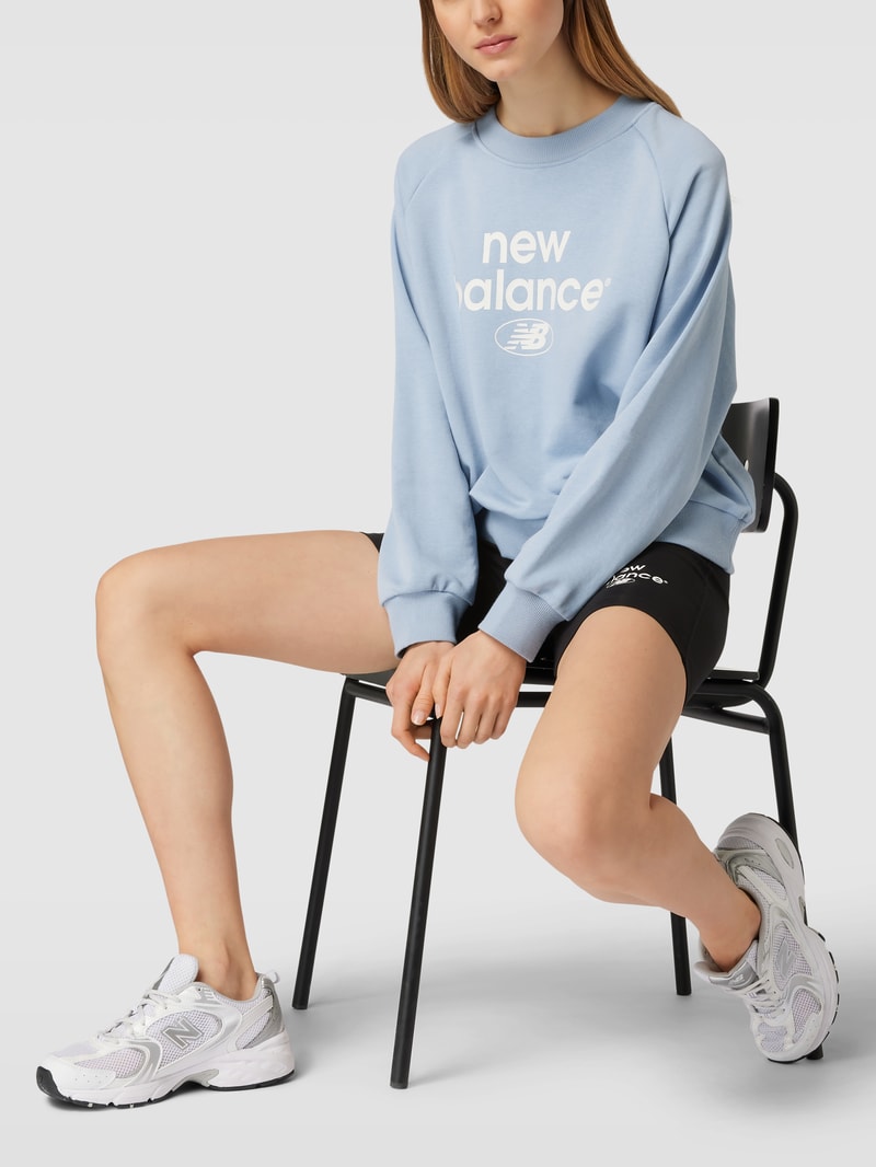 Shorts mit Label-Print in schwarz