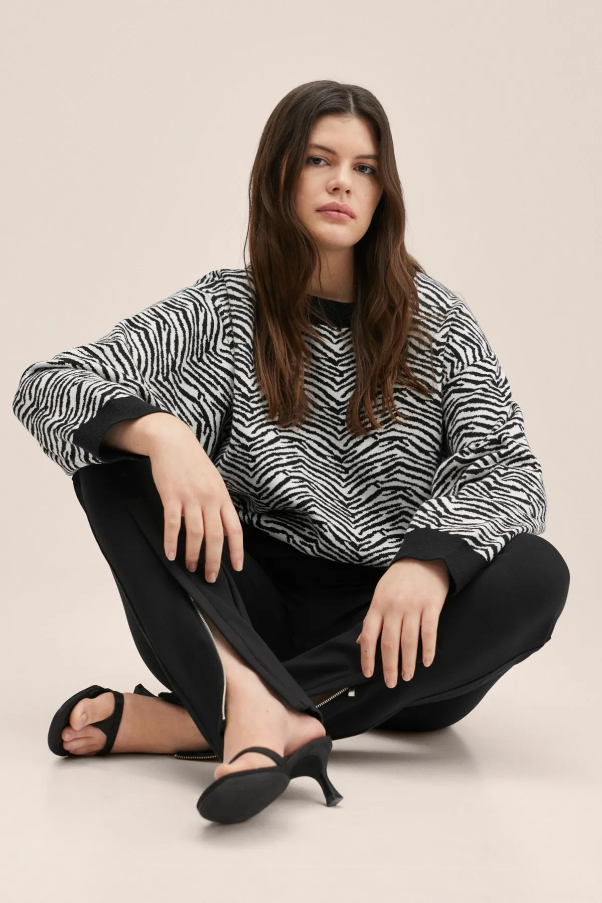MANGO  Pullover - Schwarz - Regular Fit