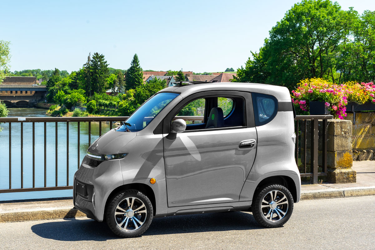 Econelo Elekrokabinenroller, Miniauto, E Mobil 2000 Watt Motor, 45 km/h NELO 4.3 Silber