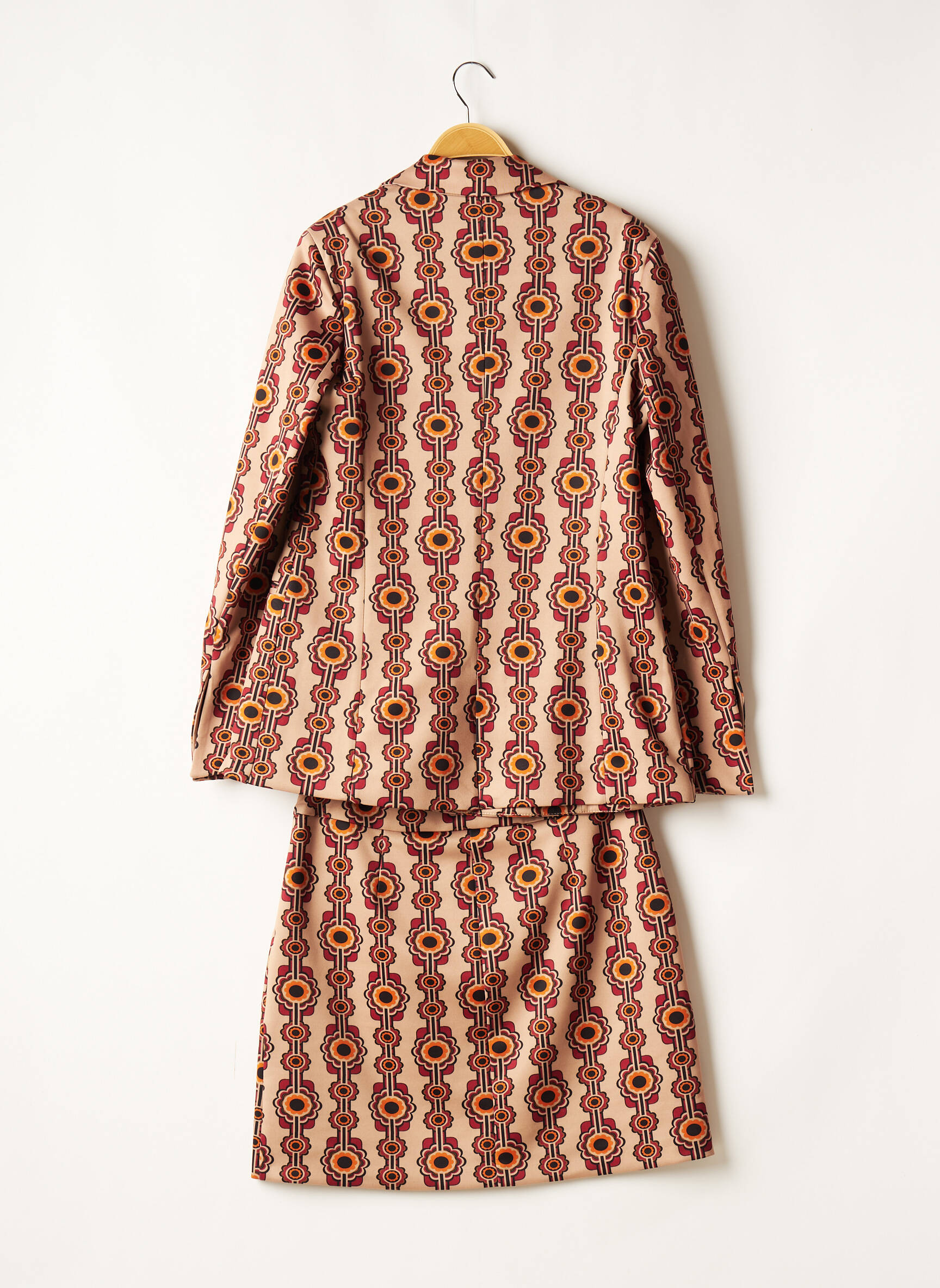 Carla Montanarini Jupe Veste Femme couleur marron
