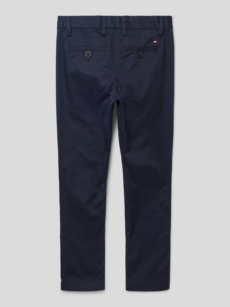 Chino mit Label-Detail in marineblau