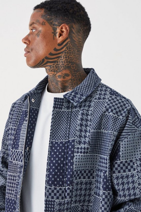 Kastige Jeansjacke mit Stoff-Detail