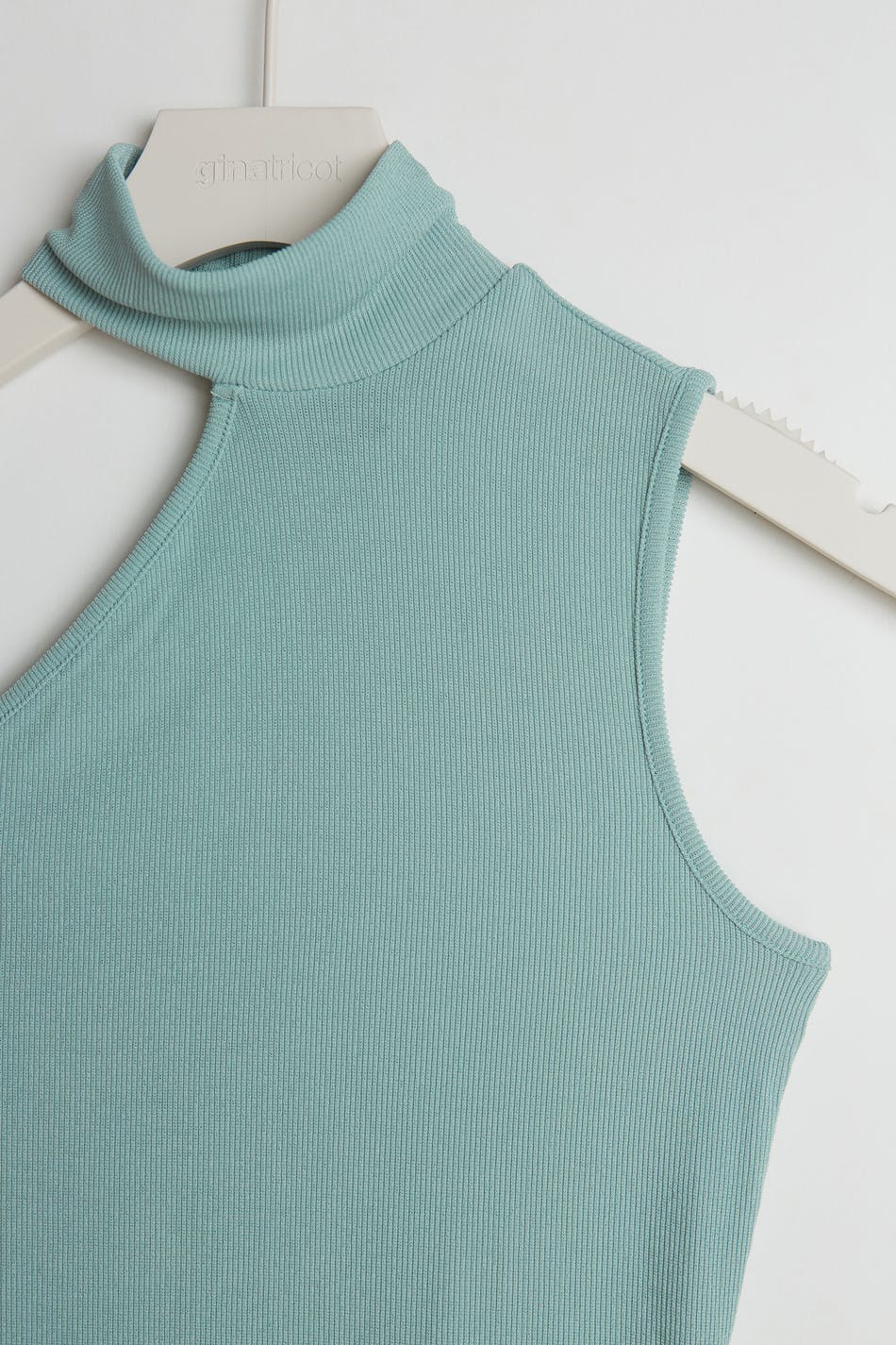 Nea asymmetric top