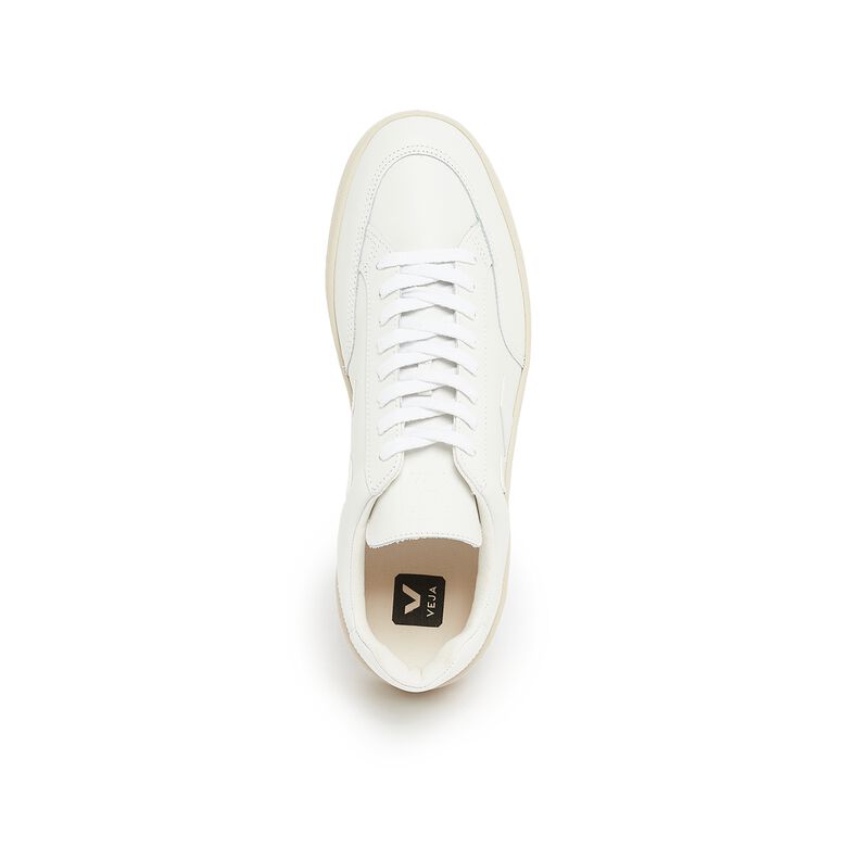 Veja Wmns V-12 extra white