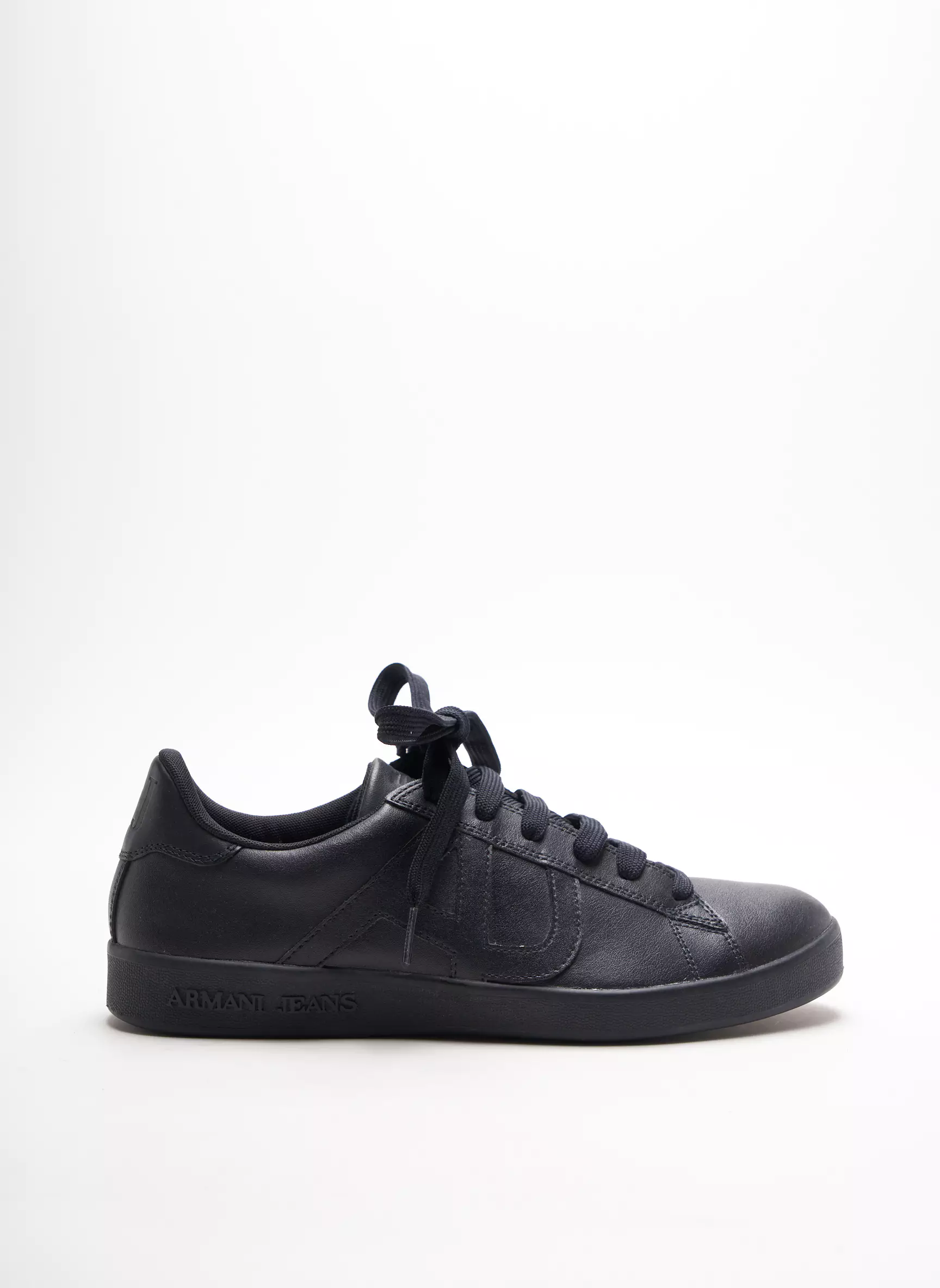 Armani Baskets Homme couleur noir