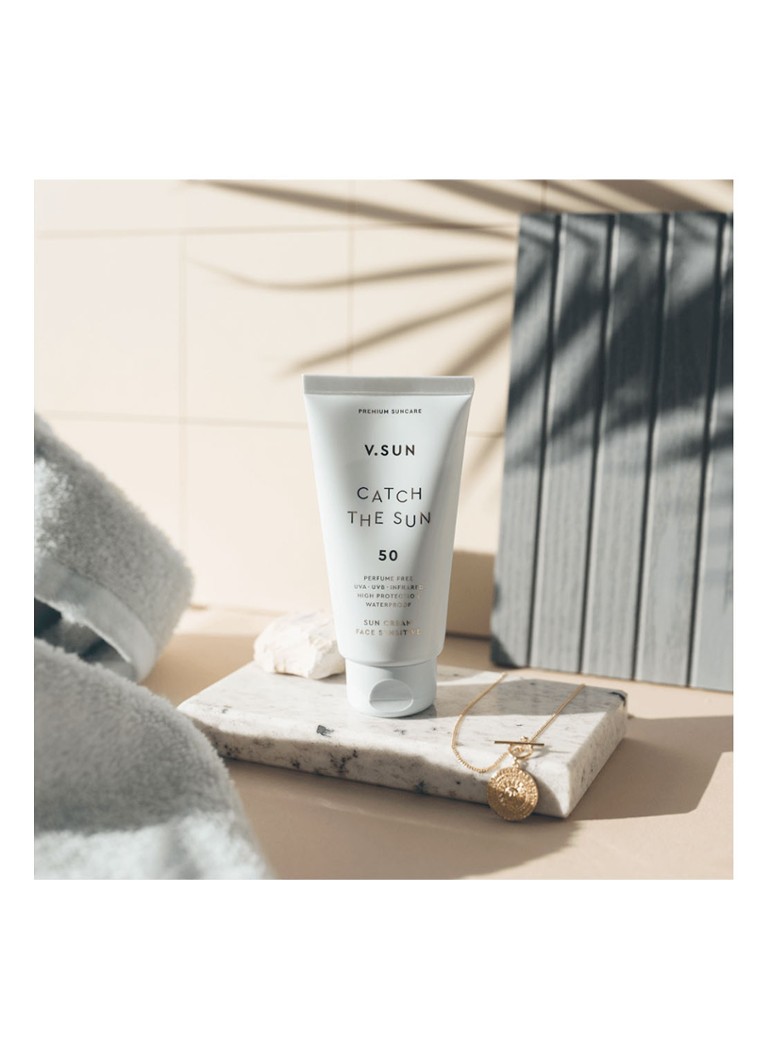 V.SUN Instant Vacation Sun Body Cream Sensitive SPF 50 - sunbrand