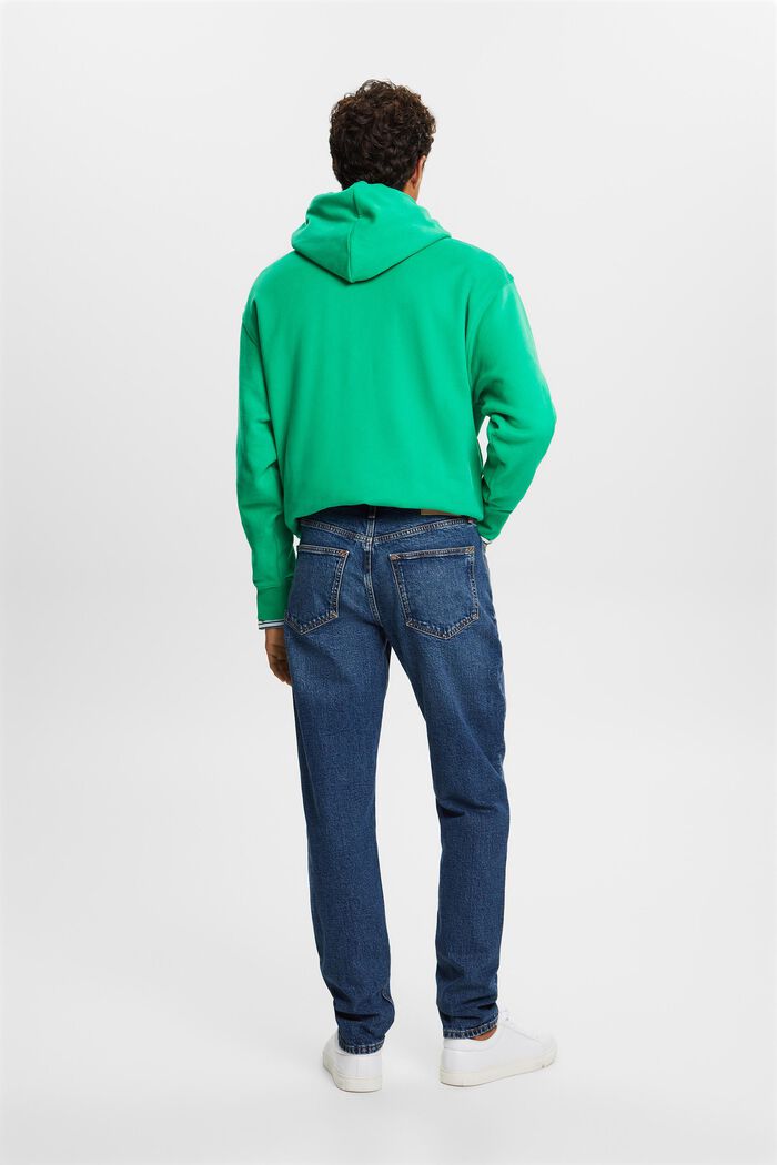 Gerade, konische Jeans mit mittelhohem Bund