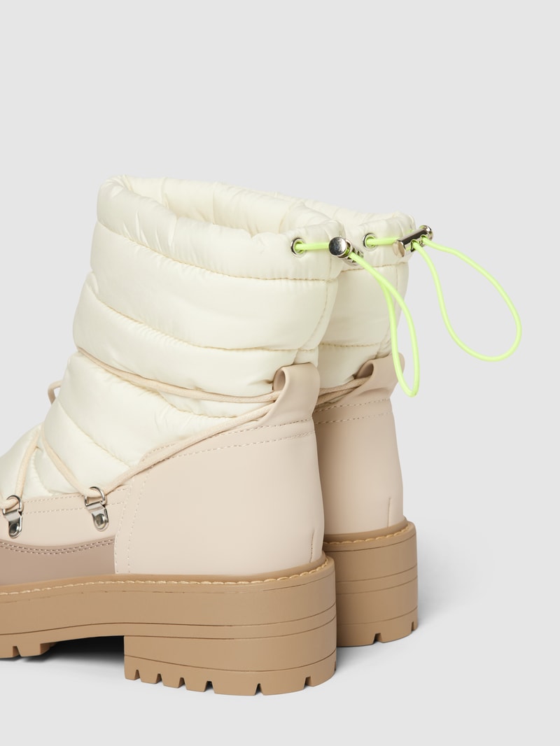 Boots in Stepp-Optik Modell 'ONLBRANDIE' in offwhite