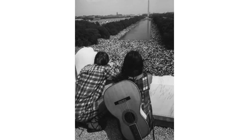 Joan Baez: I Am A Noise