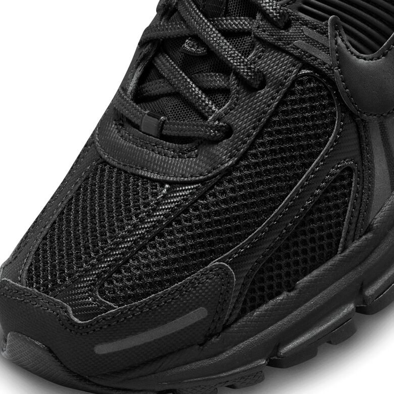 NIKE Wmns Zoom Vomero 5 SP 