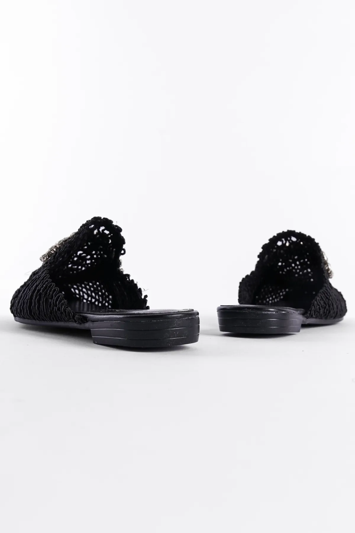 Capone Outfitters  Gestrickte Strickwaren Stoned Closed Toe Damen Hausschuhe