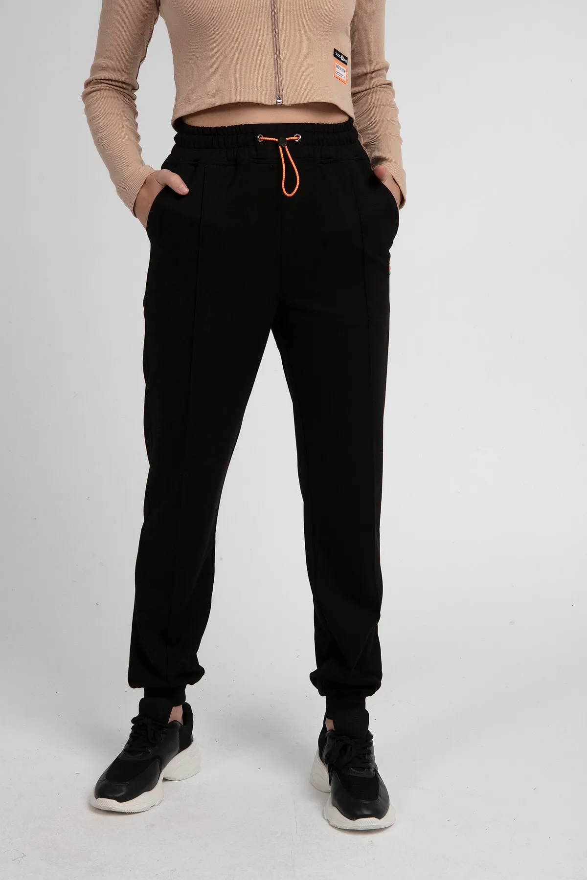 Pattaya  Genähte gestrickte Jogginghose für Damen P21w201-2539