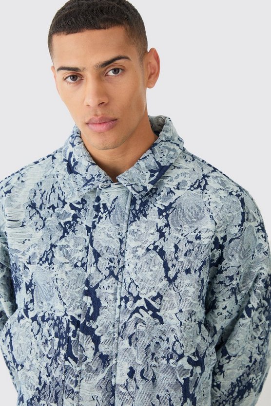 Kastige zerrissene Jeansjacke