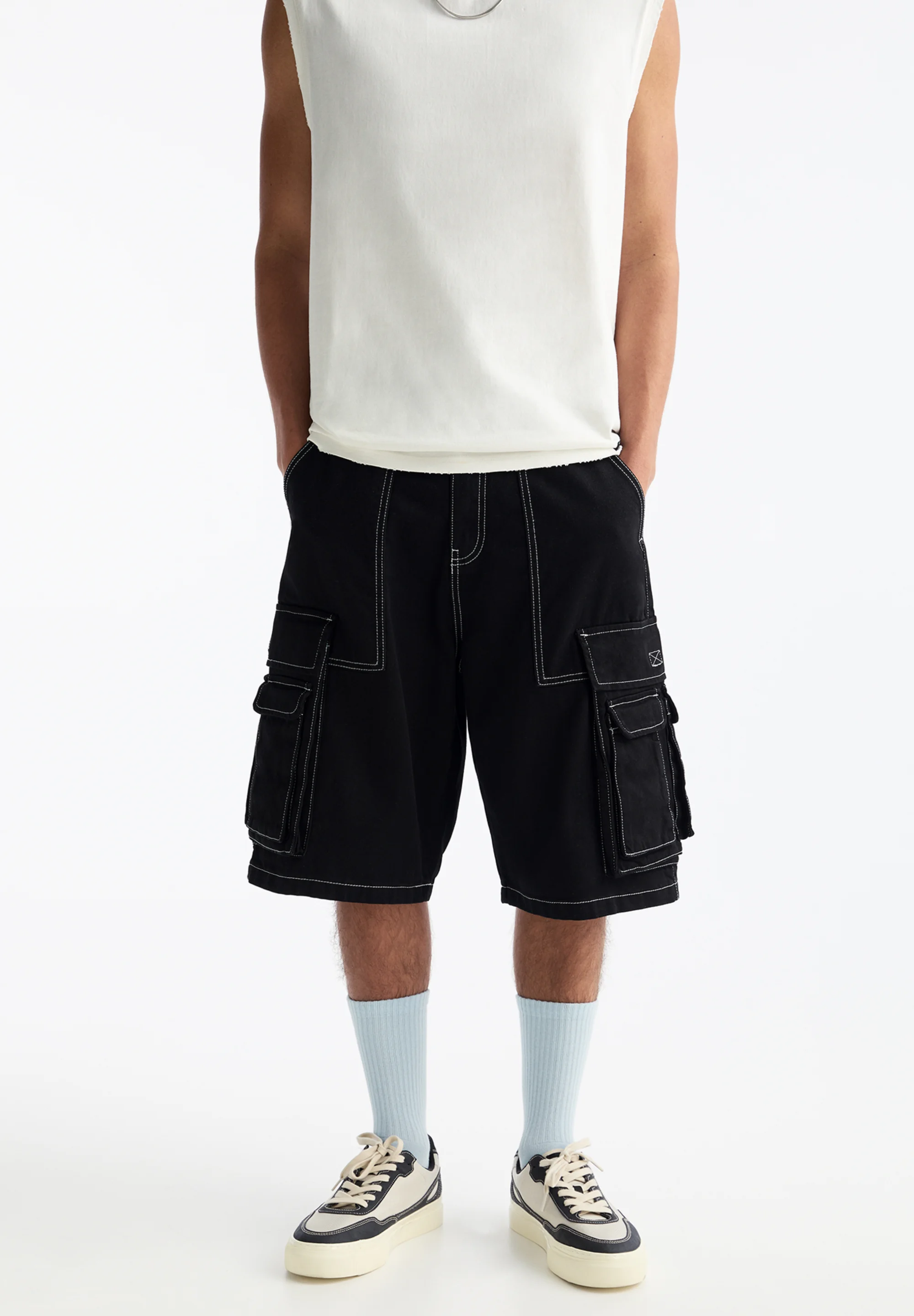 PULL&BEAR CON CONTRASTE - Shorts vaqueros