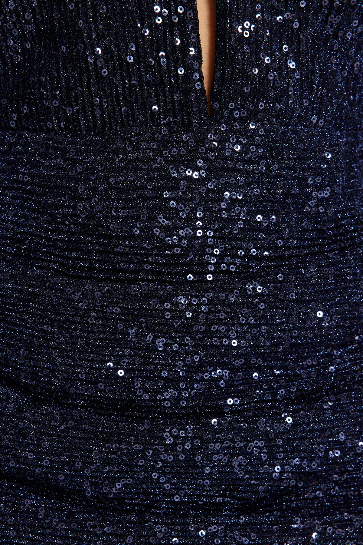 Trendyol Collection  Marineblaues, tailliertes, elegantes Abendkleid mit glänzenden Pailletten TPRAW24EL00159