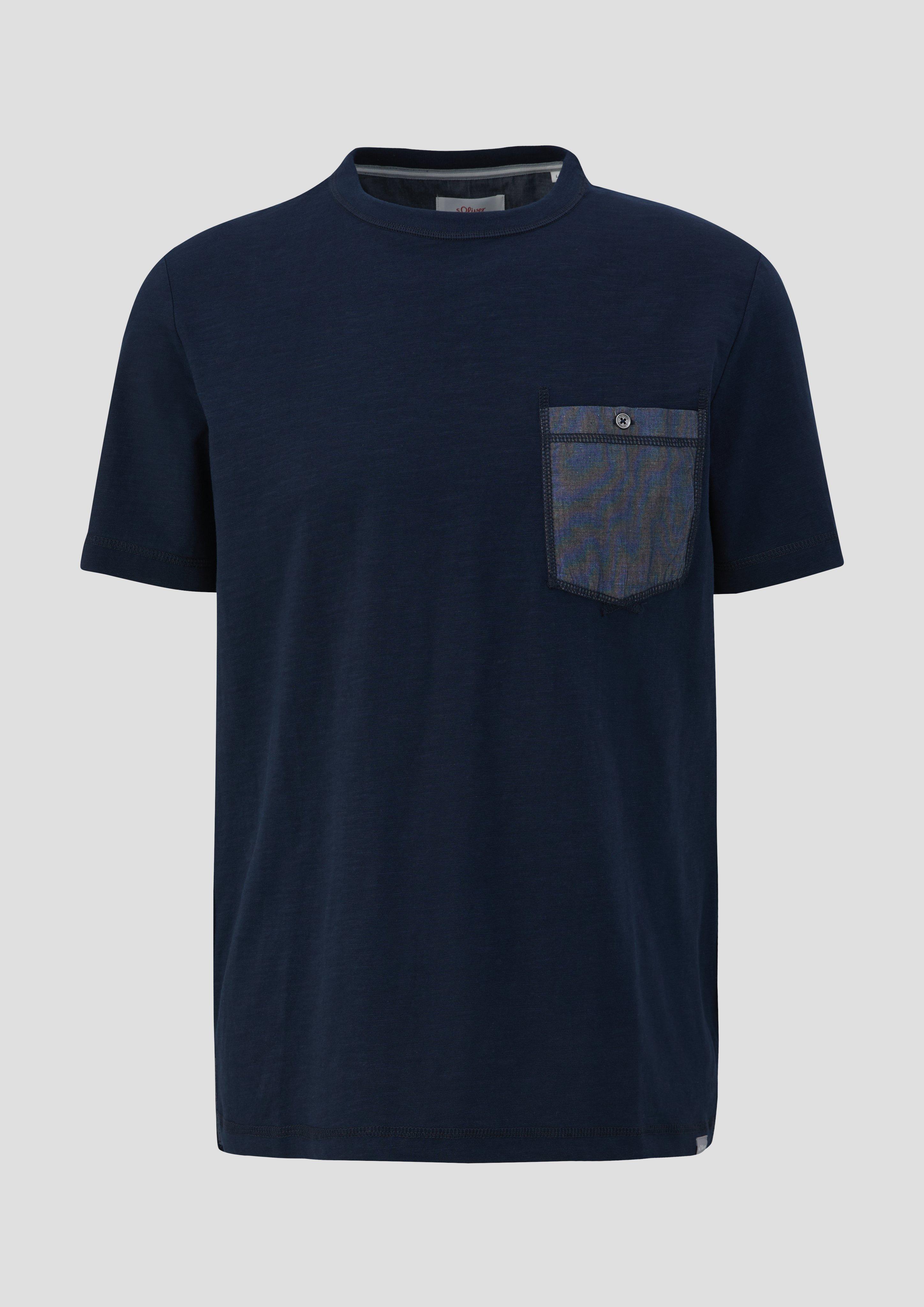 T-Shirt mit aufgesetzter Brusttasche  2143930-5978