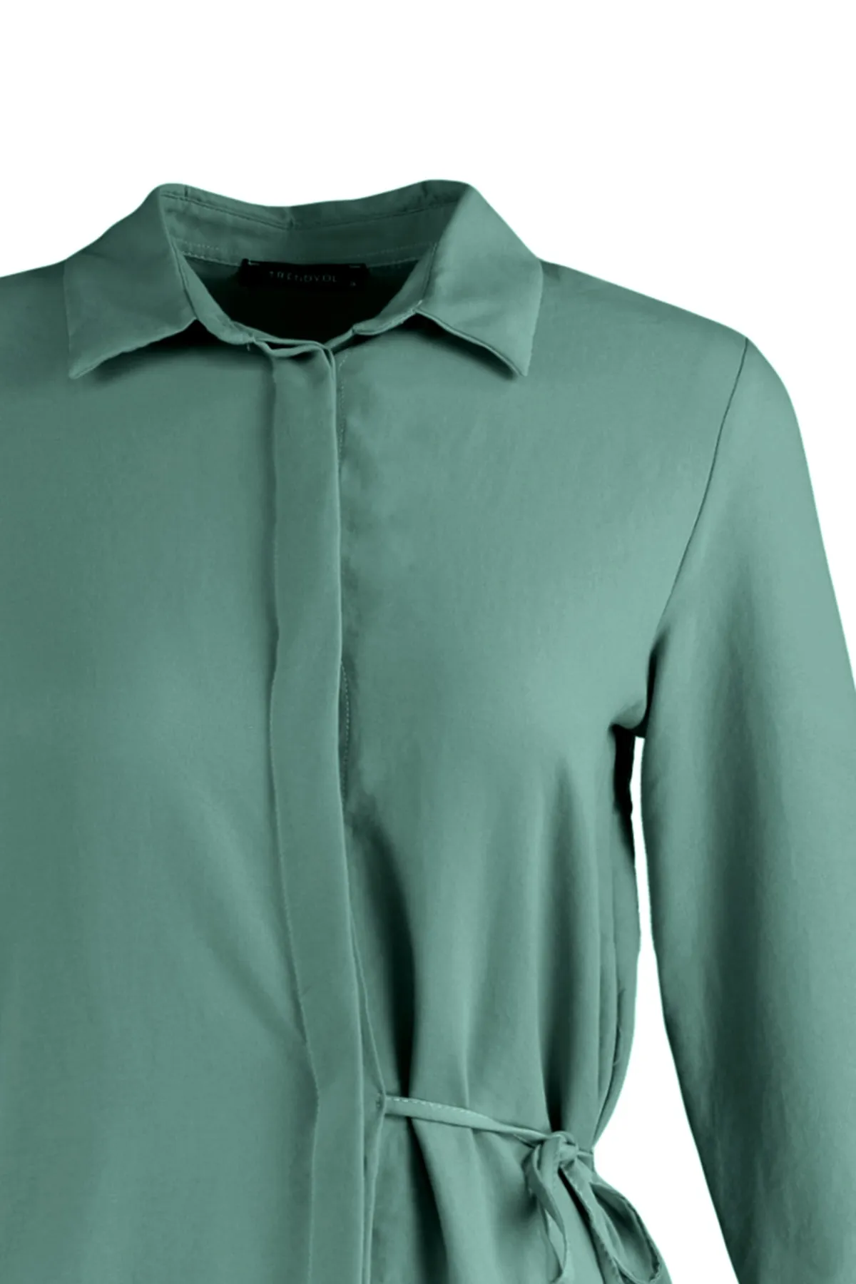 Trendyol Modest  Pistaziengrünes gewebtes Aerobin-Hemd mit Bindegürtel TCTSS22GO0105