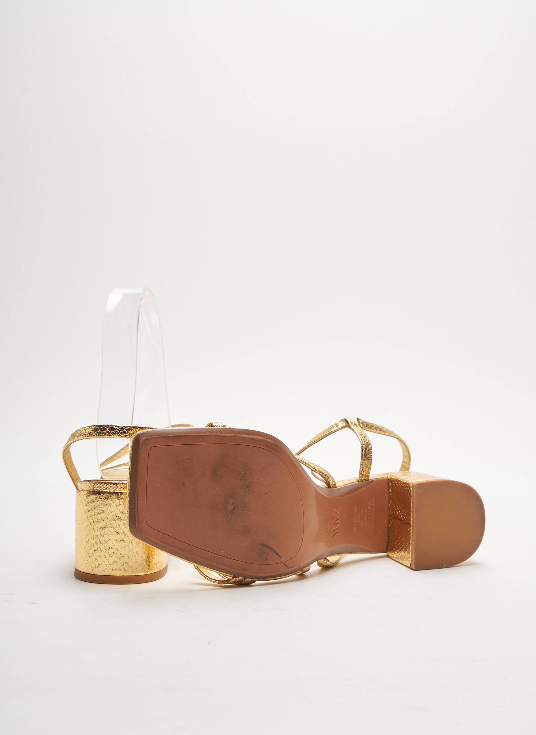 Zara Sandales Nu Pieds Femme couleur jaune