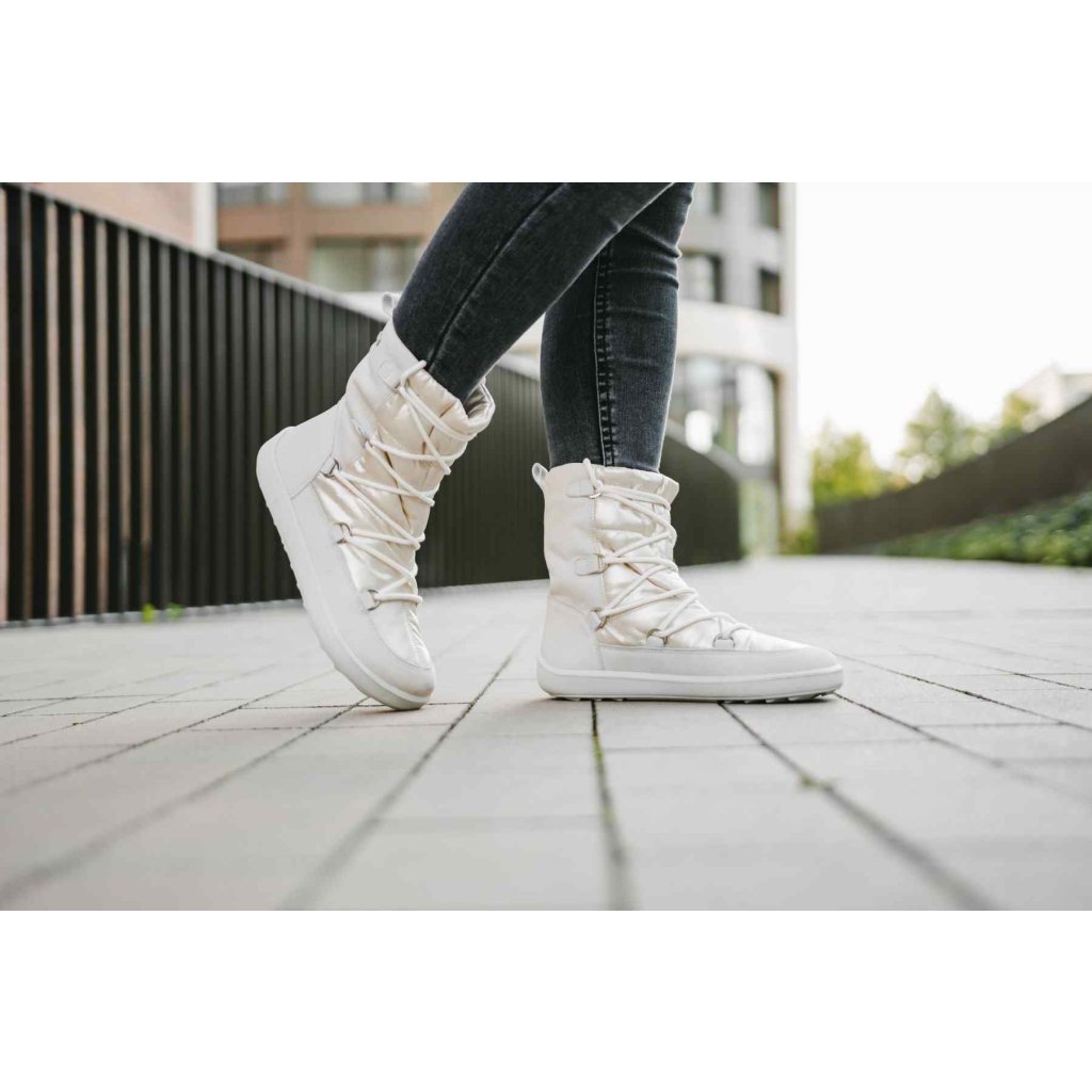 Be Lenka Snowfox Woman White weiße Barfuß-Schneestiefel