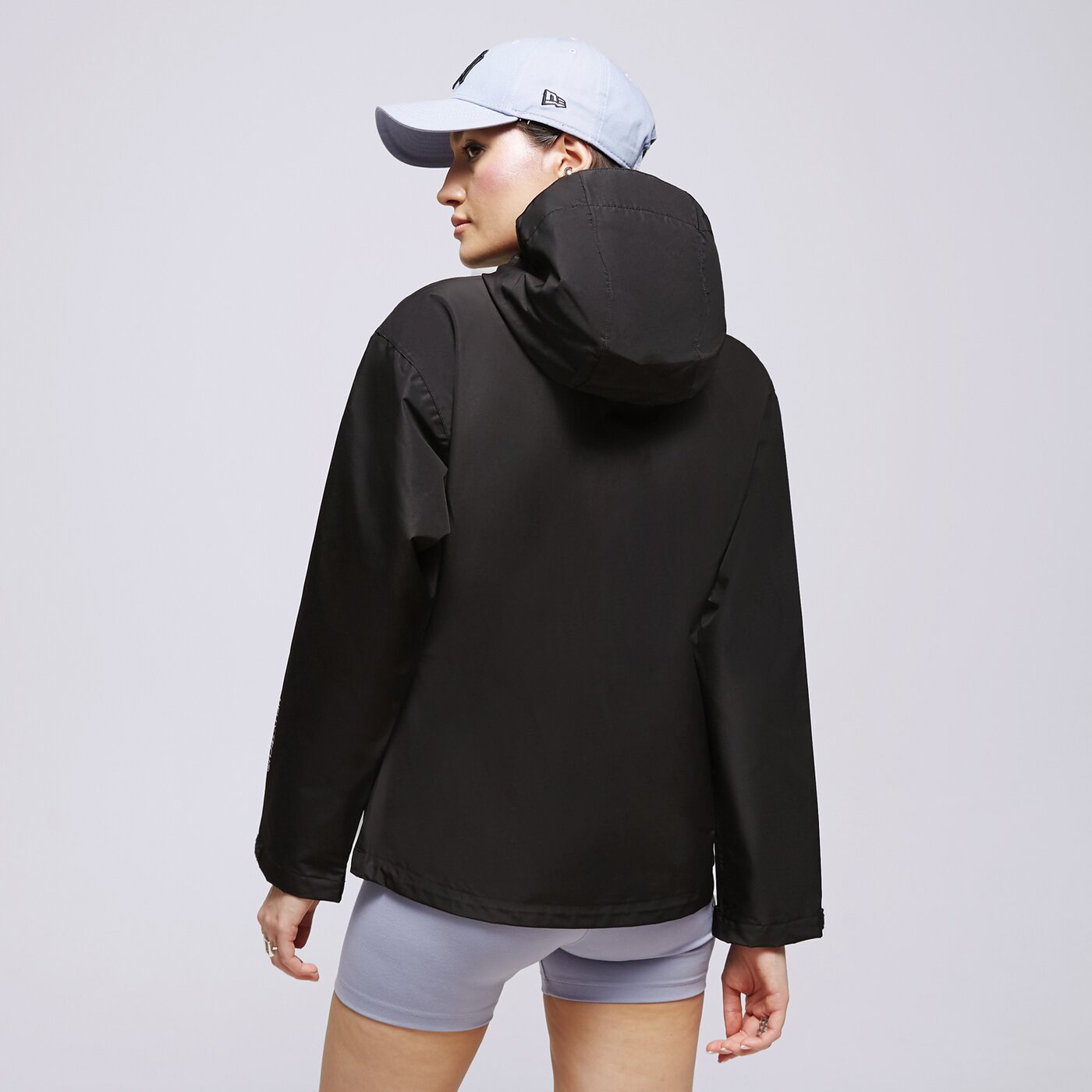 HELLY HANSEN JACKE PRZEJŚCIOWA W SEVEN Schwarz