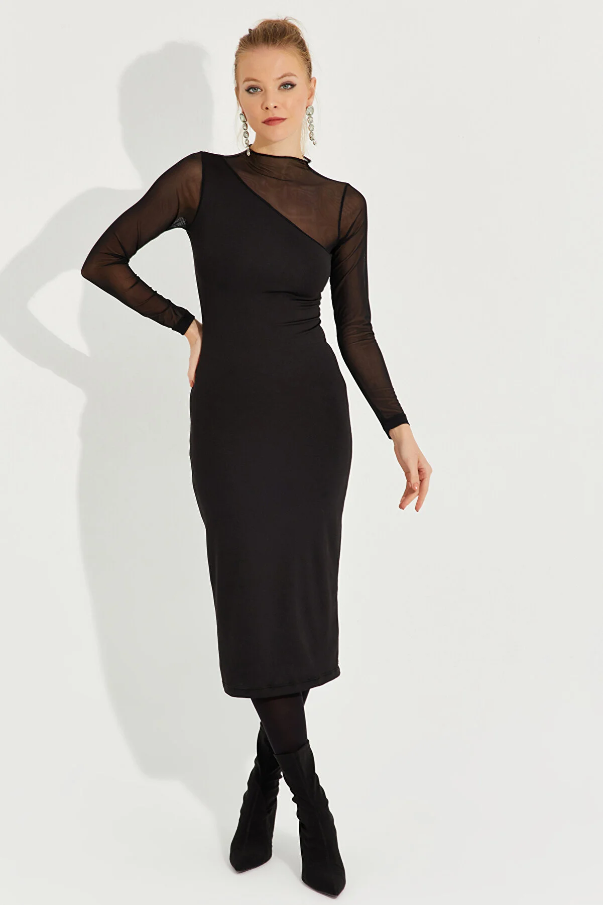 Cool & Sexy  Schwarzes, detailliertes, asymmetrisches Midikleid aus Tüll für Damen EY2601