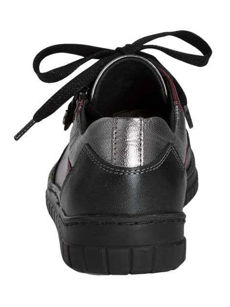 Schnürschuh