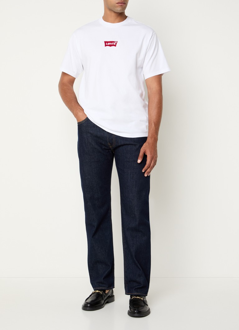 Camiseta Levi's com bordado do logotipo