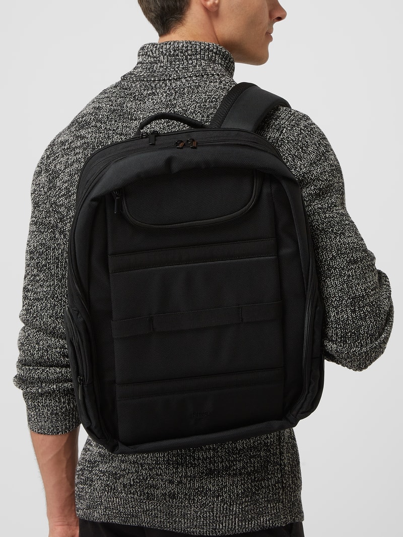 Rucksack mit Laptopfach in schwarz
