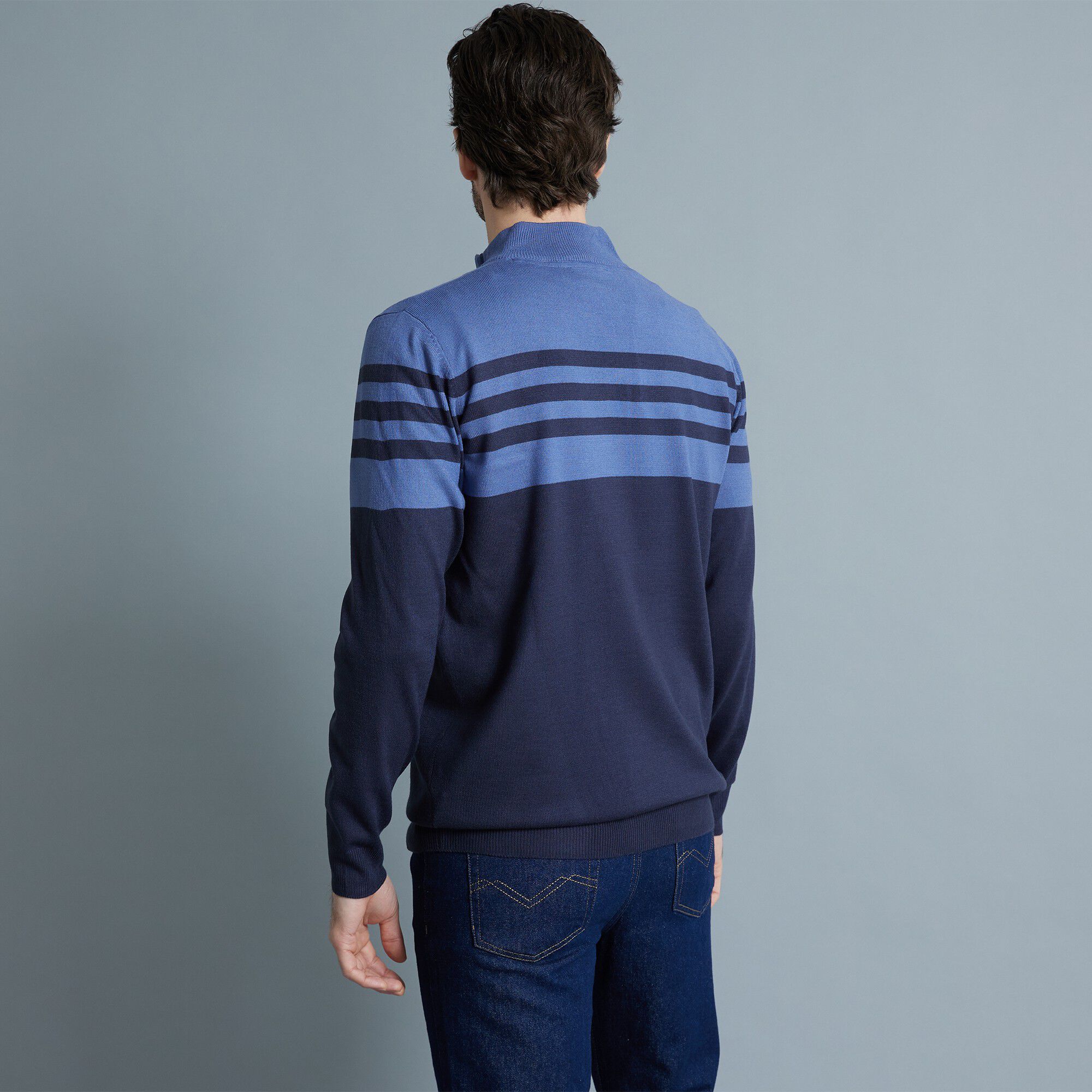 Pull rayé col montant zippé toucher cachemire