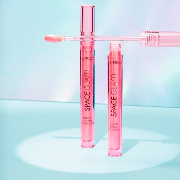 Catrice Space Glam 020 Cosmic Lights folyékony króm szemhéjfesték 2.2ml