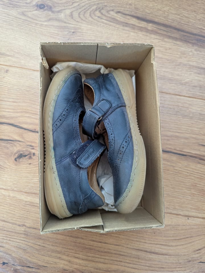 POM POM Leder-Spangenballerinas in Dunkelblau günstig kaufen 29