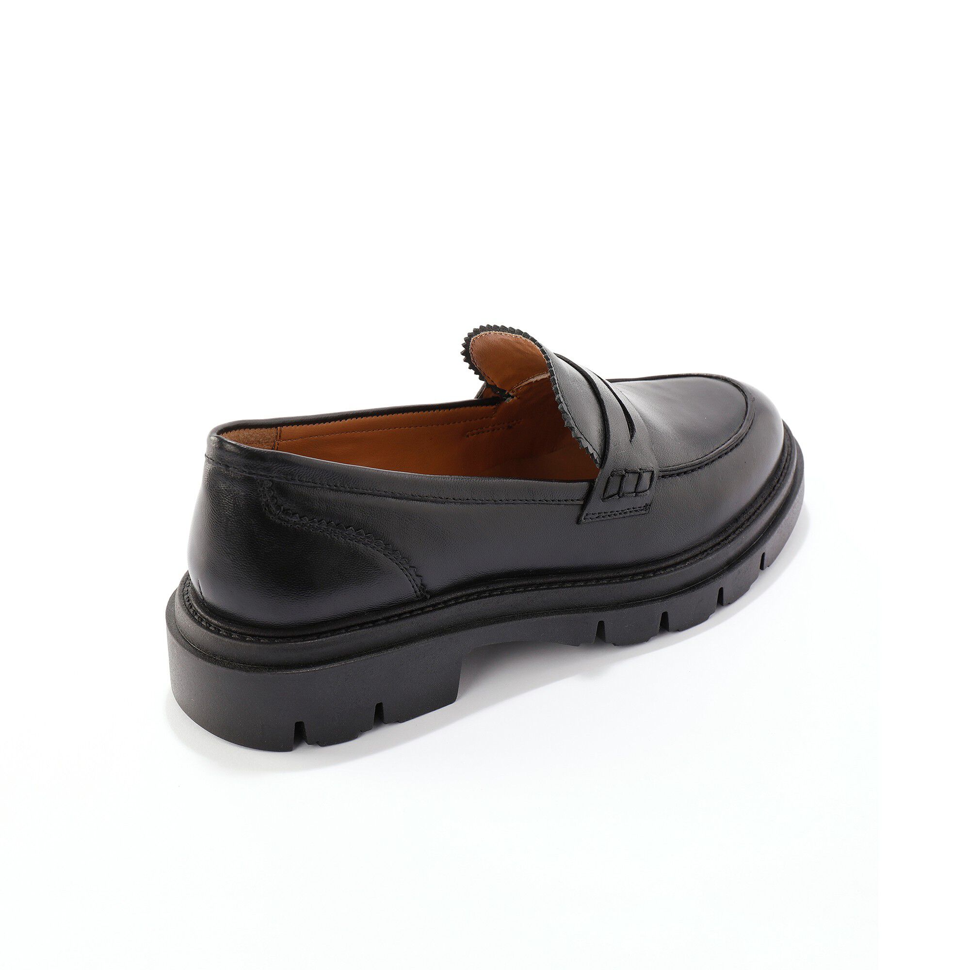 Mocassins semelle crantée, cuir