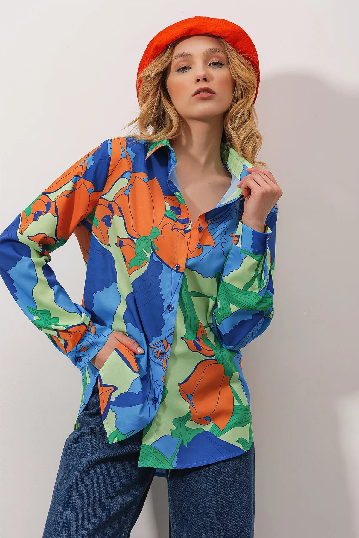 Trend Alaçatı Stili  Hemd - Mehrfarbig - Relaxed Fit