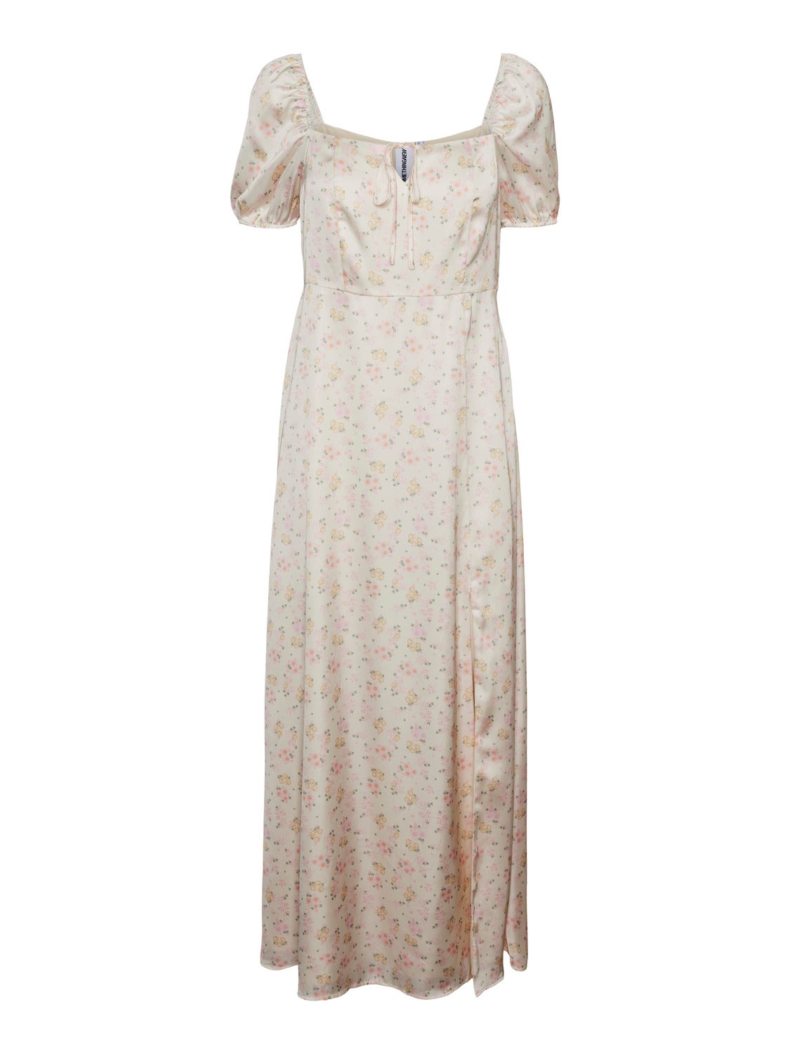 SOMETHINGNEW Styled by; Claudia Bhimra  Langes Kleid