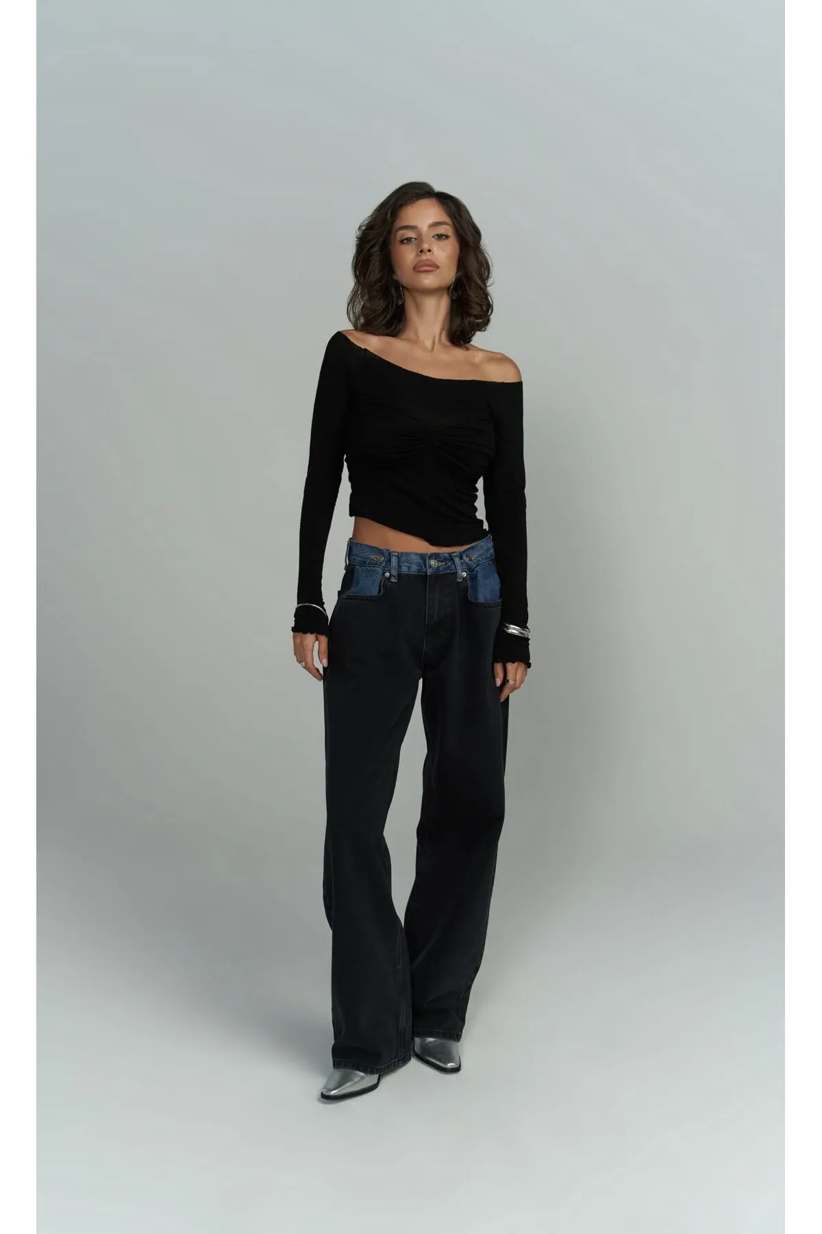 MAİ COLLECTİON  Einzigartige schwarz/blaue Jeanshose