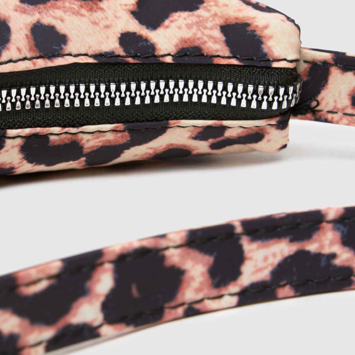 schuh mintás juno keresztpántos táska