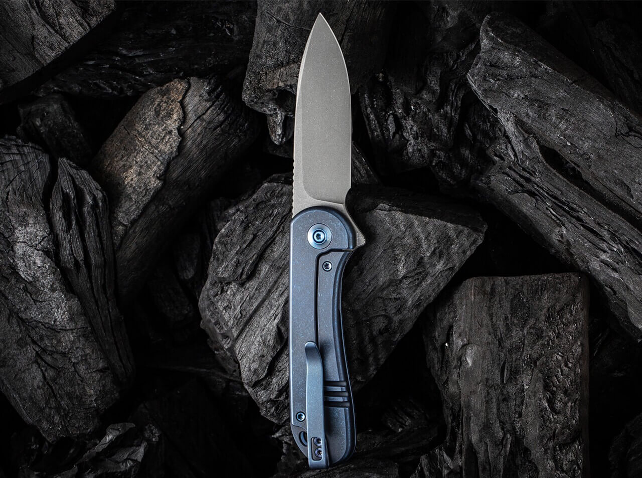 Elementum Titanium Blue