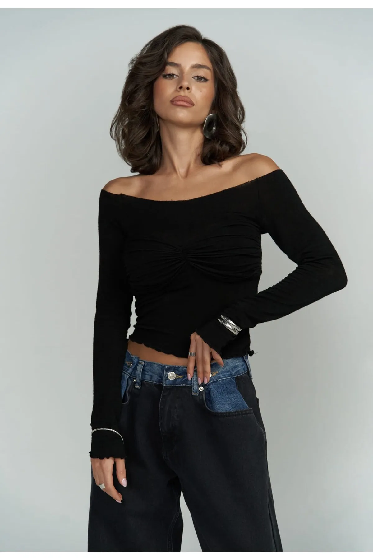 MAİ COLLECTİON  Einzigartige schwarz/blaue Jeanshose