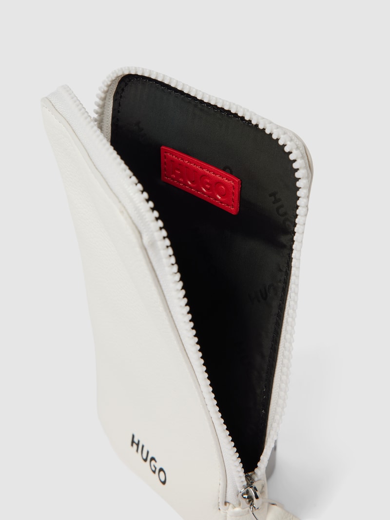 Handytasche mit Label-Print in offwhite
