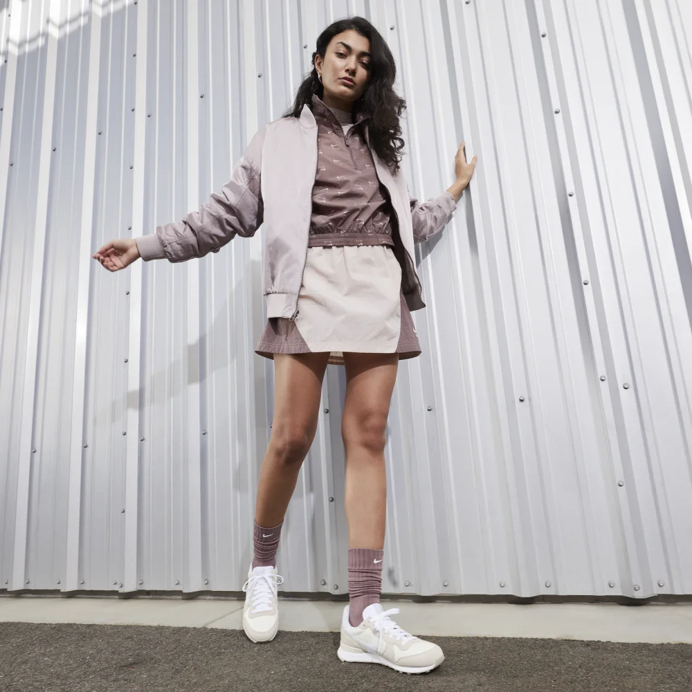 Nike WMNS Internationalist FJ4744-100 / braun